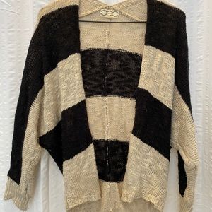 Black and light tan cardigan!